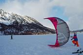 32 - Snowkite I